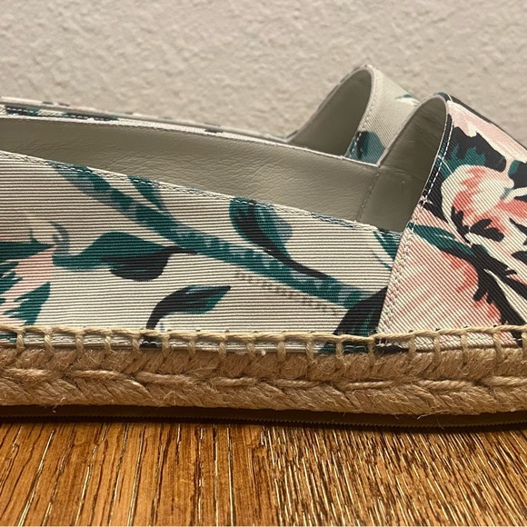 Burberry floral print canvas espadrilles - Picture 4 of 11
